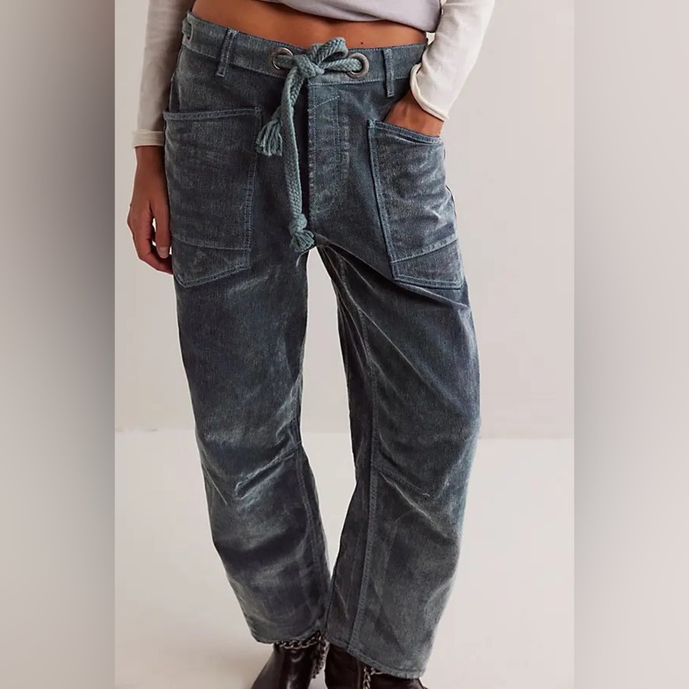 NWOT FREE PEOPLE WE THE FREE Moxie Flocked Barrel Jeans | Mountain Green $228 - Picture 4 of 12